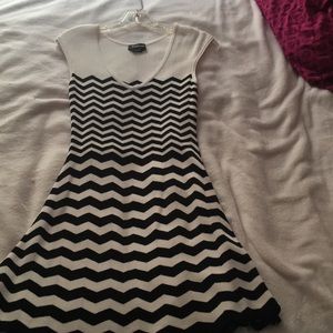 Bebe dress